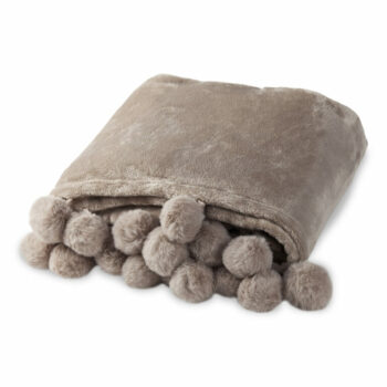 שמיכת פומפון